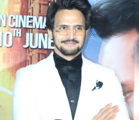 Grand Premier of Hindi-Marathi Film ANYA