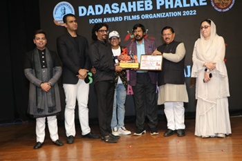 3rd Chhatrapati Shivaji Maharaj Gaurav Award And 9th Darshnik Mumbai Press Media Award