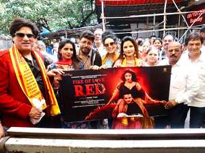 Stars Of FIRE OF LOVE RED Seek Blessings Of Siddhi Vinayak Temple For Release On 24th Nov All Over