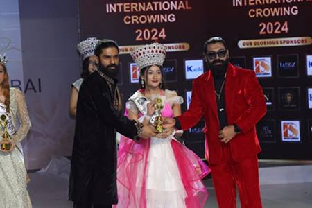 INTERNATIONAL CROWNING 2024 Grand Show Held In Navi Mumbai
